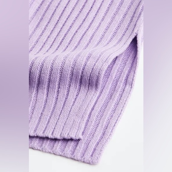 xXS H&M v neck sweater vest light purple with split hem - Picture 2 of 4